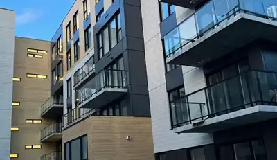 ***French will follow*** Apartment [3 ½] semi-furnished on the 2nd floor of a condominium. This unit...