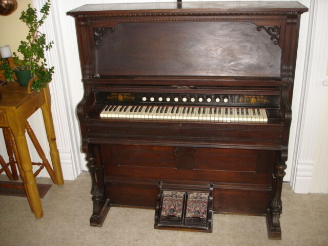 harmonium Dominion et piano mécanique ancien à vendre dans Art et objets de collection  à Shawinigan