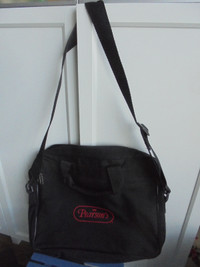 Laptop carrying bag/briefcase/shoulder bag. New. Premium quality
