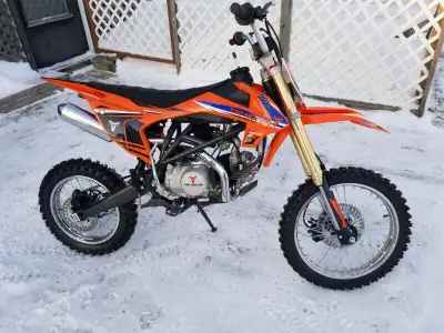 MOTOCROSS TAOTAO DBX PRO 140CC manuel (7JOURS SUR 7) neuf MOTOCROSS TAOTAO DBX PRO 140 ''NEUF'' Mote...