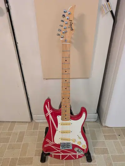 In very good condition, I just put new strings on, adjusted the neck, oiled the tuning machines, cle...