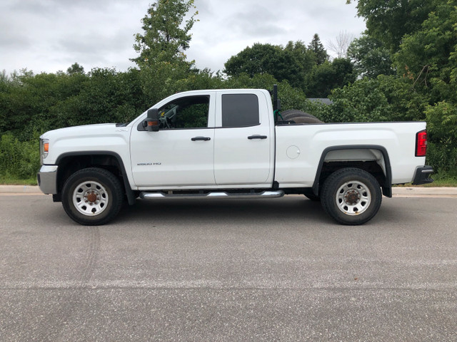 2019 GMC 2500hd WT in Cars & Trucks in Barrie - Image 2