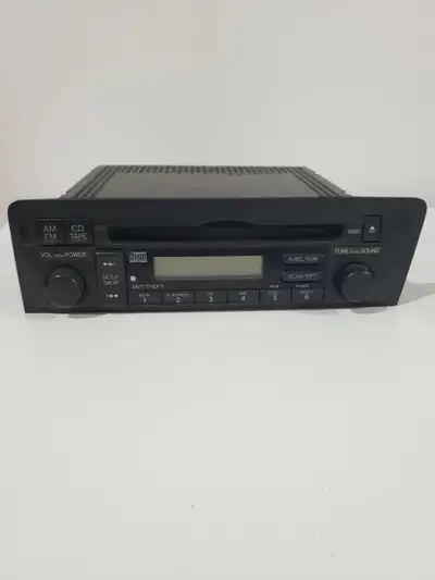 MINT CONDITION INCLUDES ANTI THEFT CODE ID CARD IF AD IS UP, RADIO IS STILL FOR SALE