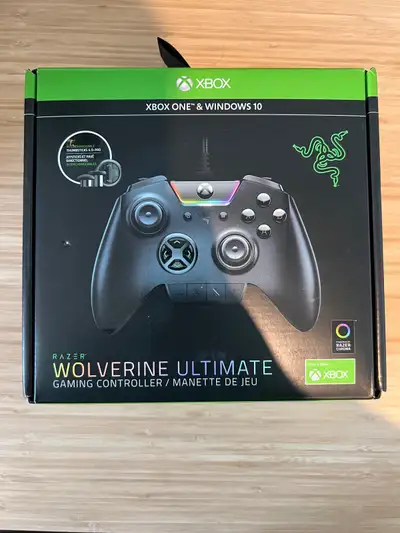 Razer Wolverine Ultimate controller Has 6 extra buttons Has 2 extra thumbsticks Comes with carrying...