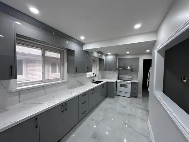 Two Guys Renovators565170206524712963