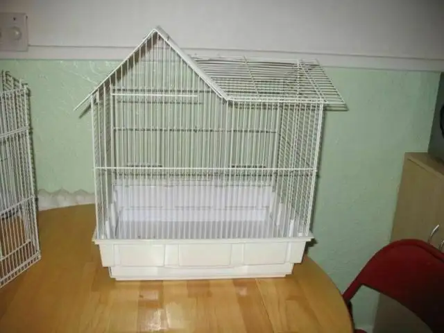 Différentes cages d'oiseaux, de forme et grandeur variées in Accessories in Québec City - Image 11