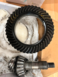 Tacoma OEM Differential Ring and Pinion Gears 3.90 Ratio