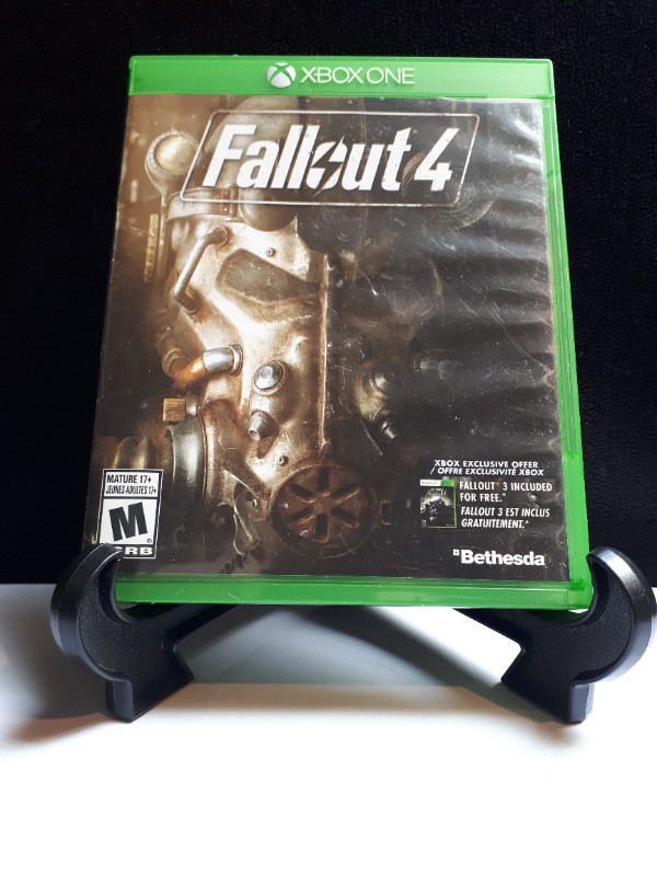 Fallout 4 (Xbox One, 2015) Complete With Poster CIB VG in XBOX One in Windsor Region - Image 2