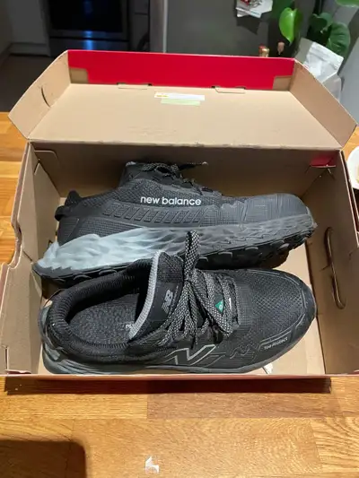 New Balance safety shoes size 9, View more