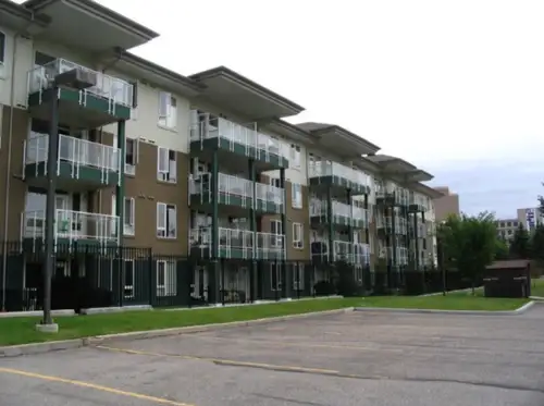 Call or text Brent at 403-975-5515 to set up your private showing. Included in your rent: water & un...