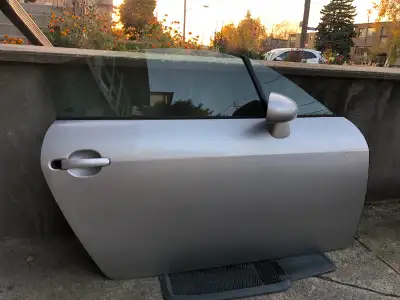 2000-2006 Audi TT MK1 Passenger Door -Removed from Silver 2003 Audi TT Coupe Good condition (8/10) l...