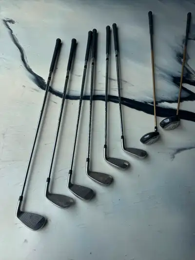 Ben Hogan golf clubs, P,5,6,7,8,9 wood 3, wood 5