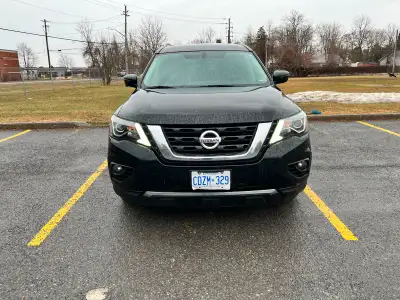 2017 NISSAN PATHFINDER AWD 3.5L V6, GREAT CONDITION, 197,000km's. BLACK EXTERIOR WITH BLACK LEATHER...
