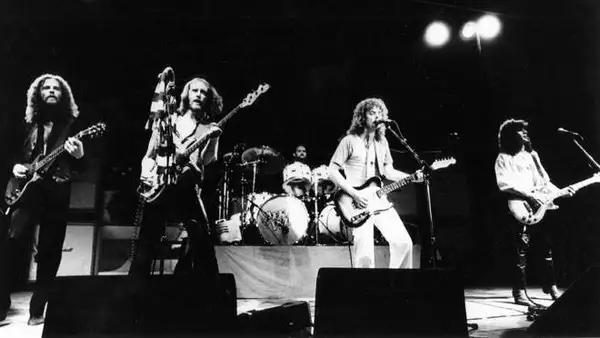 April Wine 1982 LP record album Power Play vinyl in CDs, DVDs & Blu-ray in Markham / York Region - Image 11