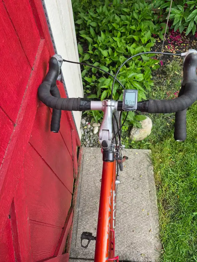 Scott Road Bike in Road in Ottawa - Image 5