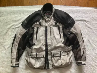 **********IF THIS ADD IS STILL POSTED THEN IT IS STILL AVAILABLE. THANKS ************ FOR SALE: MENS...