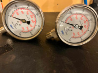 3-1/2 in. Pressure gauges 0-600 psi, new, SS