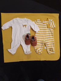 Baby Gift Set,  Baby Blanket, New Born Sleepers, Striterite shoe