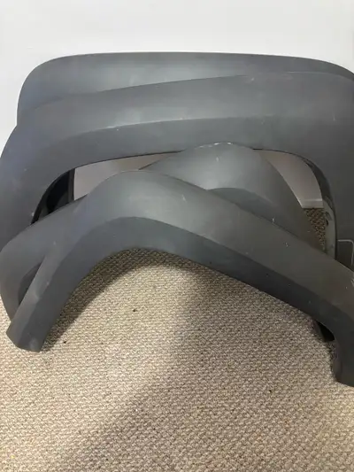 04 to 12 Colorado Canyon fender flares couple of marks nothing major. 150 obo