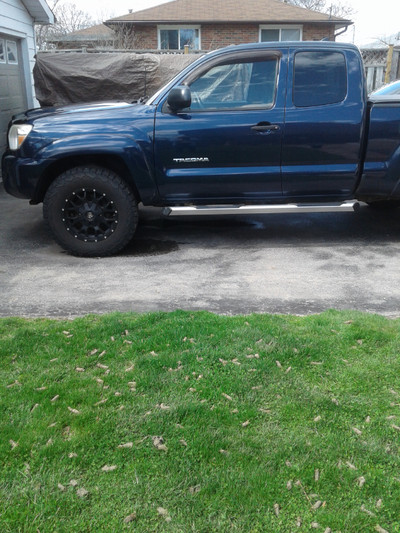 2012 TOYOTA TACOMA 4x4 TRUCK FOR SALE