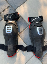 Dirtbike Gear - Barely Used - Kneepads and Gloves