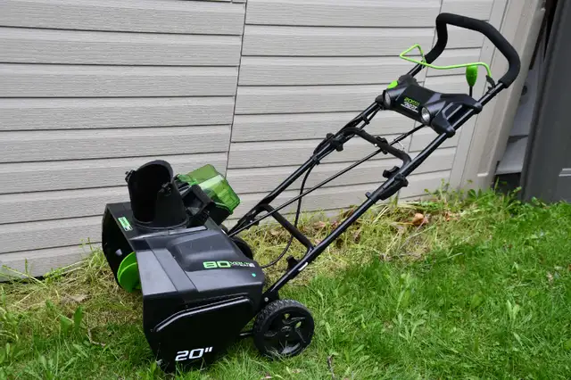 NEW Greenworks Pro 80V Cordless Snow Shovel 12 In in Outdoor Tools & Storage in Stratford - Image 7