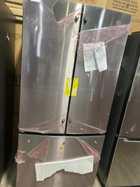 GE GWE19JYLFS French Door Refrigerator, 33 inch Width, ENERGY ST
