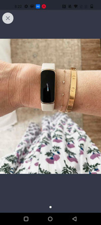 Fitbit Luxe Gold 