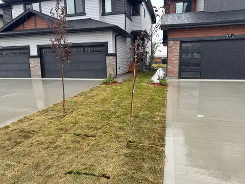Brand new duplex home beautifully crafted in a new neighbourhood and offering an impressive combinat...
