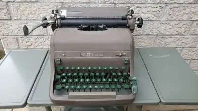 This is a 1953 Royal Typewriter I've had tucked away for a while. It's in good, vintage condition wi...