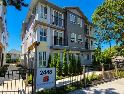 AVAILABLE OCT 1ST/2026 Located close to UVIC / Camosun College , on bus route and easy cycling. This...