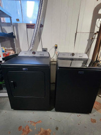 Maytag Pet Pro Washer and dryer set
