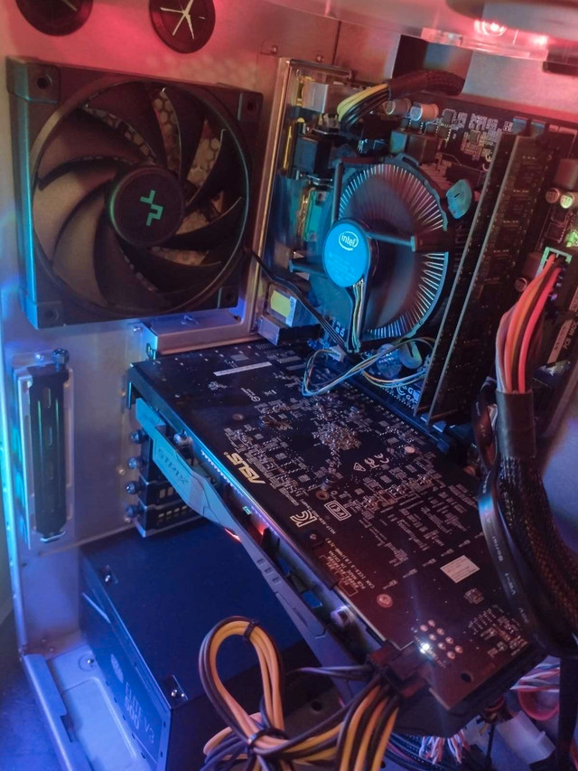 Ordinateur Intel 3.4ghz Radeon RX light gaming PC dans Ordinateurs de bureau  à Longueuil/Rive Sud - Image 3