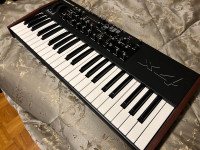 Dave Smith Mopho X4 Synthesizer
