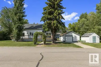 House for rent in Legal AB
