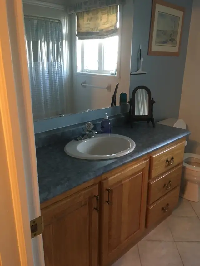 Room Available in Room Rentals & Roommates in Dartmouth - Image 8