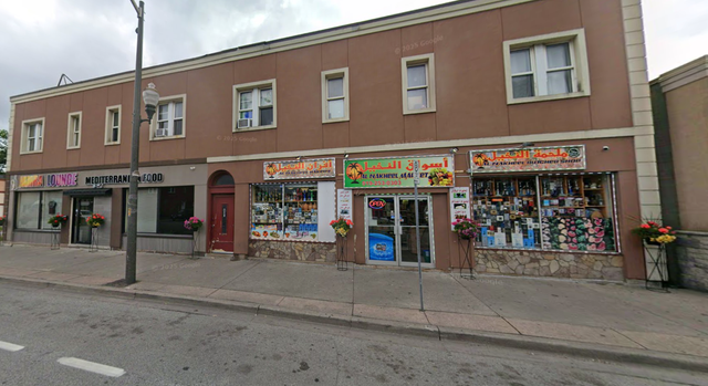 2BR Apartment Near Downtown Windsor – Water Included – Parking