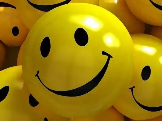 31 ECUSSON PATCH CREST NOTRE DAME STE.FOY QUEBEC 1970 HOCKEY in Arts & Collectibles in Laurentides - Image 4