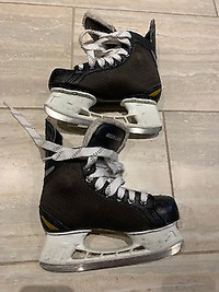 Bauer skates size 3R