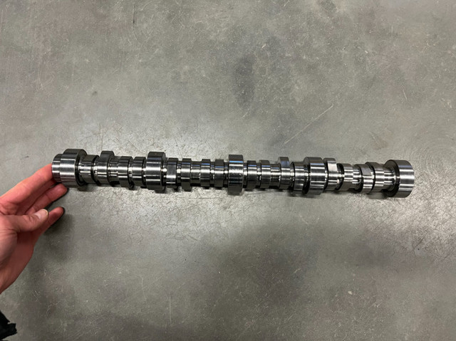 LSA Camshaft - 3064 - 12623064 in Engine & Engine Parts in Calgary