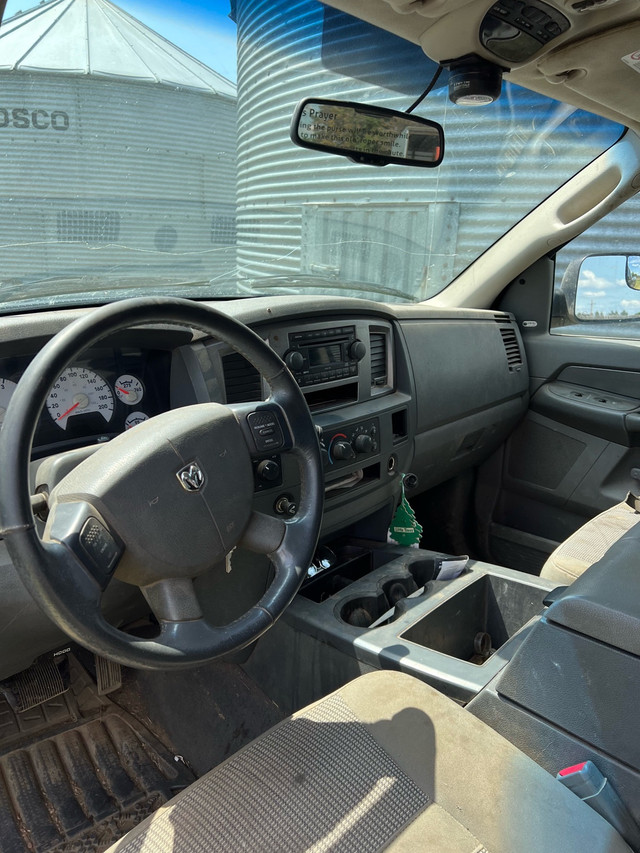 2006 dodge ram 3500 in Cars & Trucks in Red Deer - Image 3