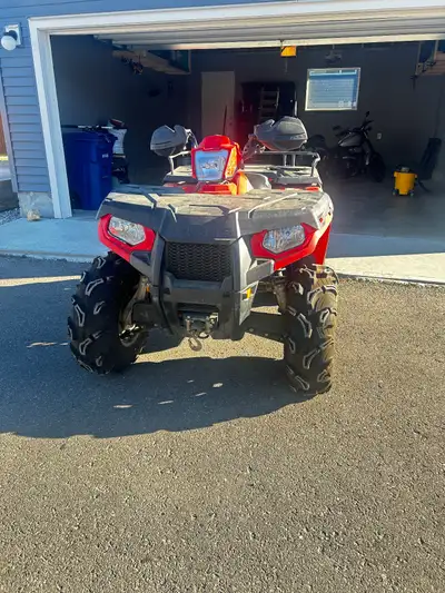 Polaris sportsman 800 In like new condition with low hours and km’s Well taken care of after every u...