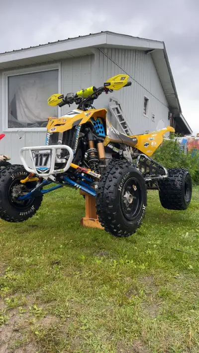 fresh motor build 6600$ from Action Mx shop new front radiator new chain new lithium antigravity bat...