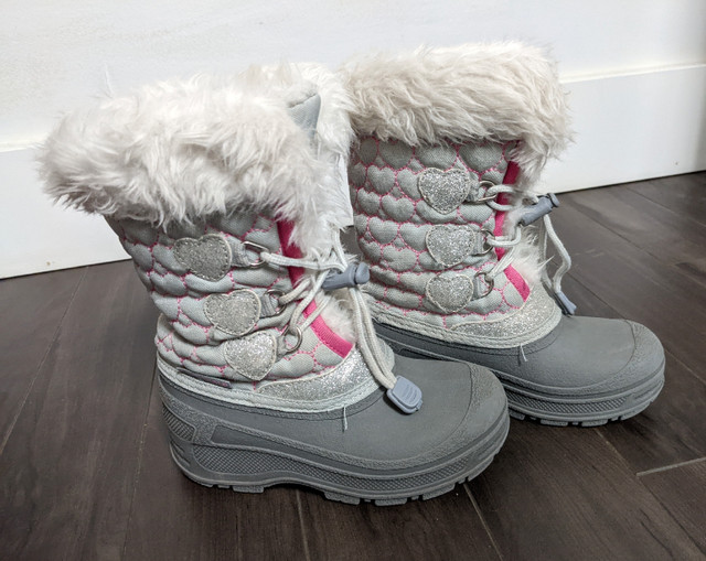 Winter Boots Size 11 in Clothing - 5T in Mississauga / Peel Region - Image 2