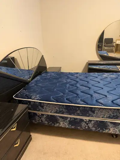 Bright and spacious, well furnished room available for rent in the most prestigious and desirable ar...