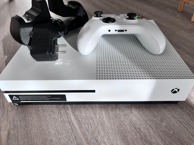 Xbox one S 500GB in XBOX One in City of Toronto - Image 2