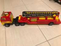 Vintage Tonka #3 Fire Engine Truck 1970s Ladder Tinplate USA -