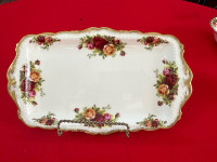 SOLD OUT Old Country Roses Royal Albert sandwich platter 