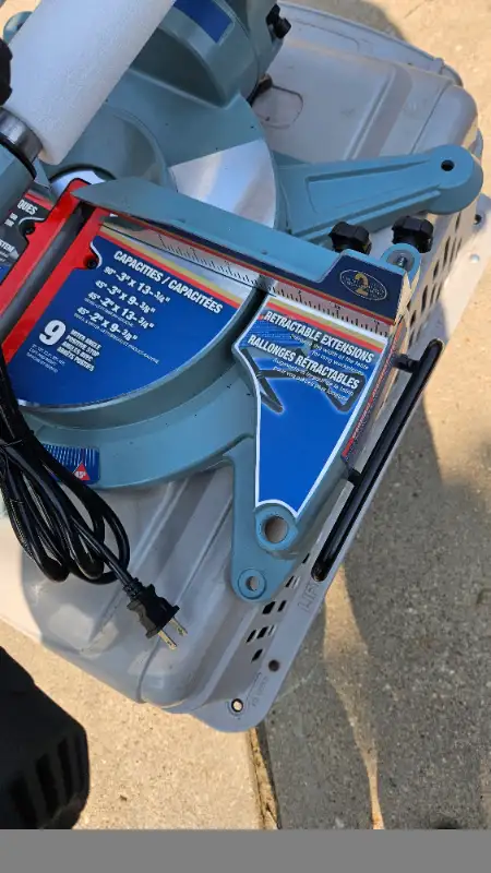 NEW KING CANADA 10" COMPOUND MITER SAW. in Power Tools in Edmonton - Image 4