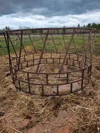 Round hay bale feeder $400.